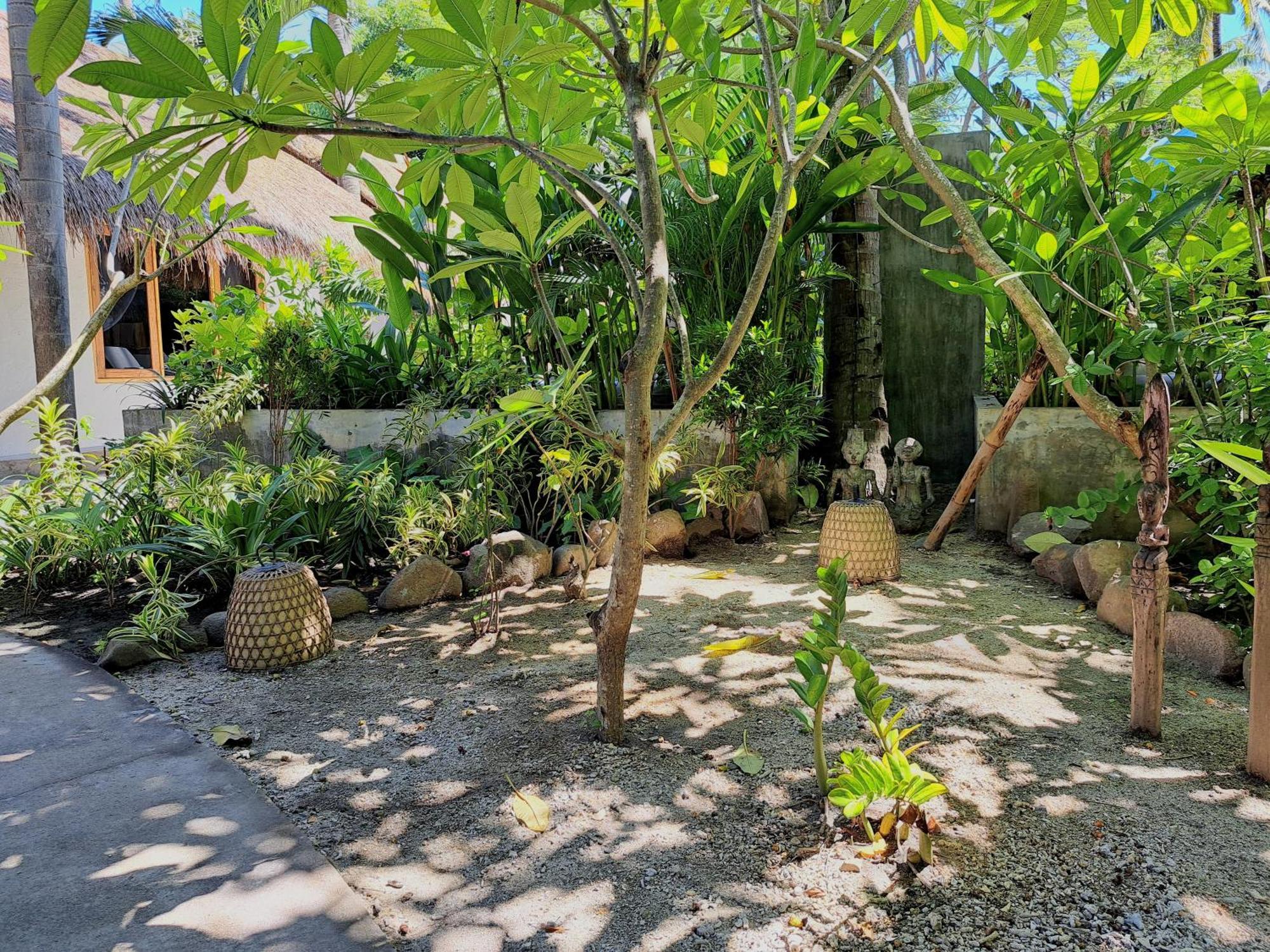 Eden Eco Resort Gili Trawangan Exterior photo